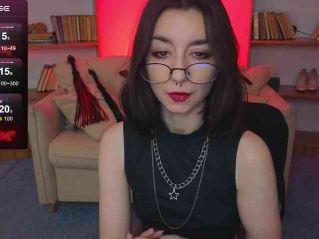 MistressMarcelline webcam