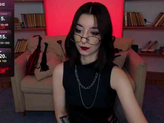 MistressMarcelline webcam