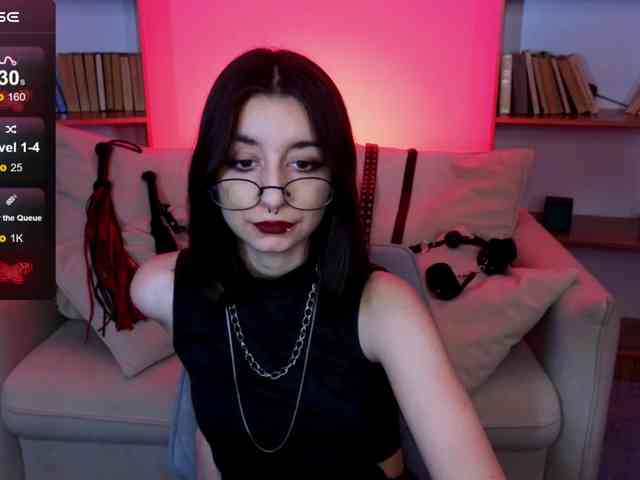 MistressMarcelline webcam