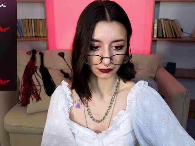 roleplay chatroom MistressMarcelline