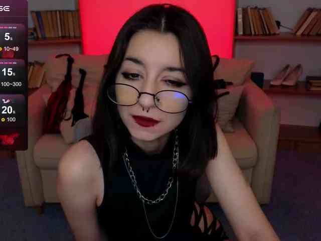 MistressMarcelline webcam