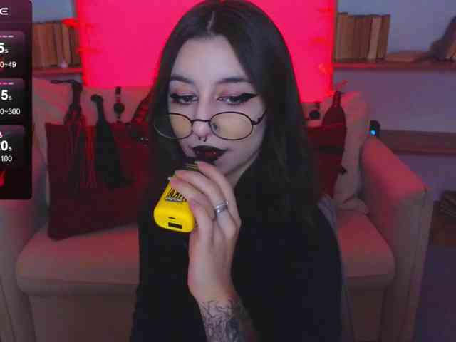 MistressMarcelline webcam