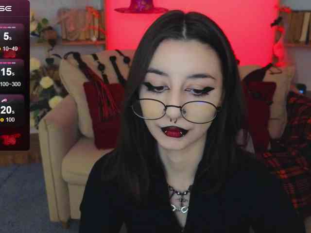 MistressMarcelline webcam