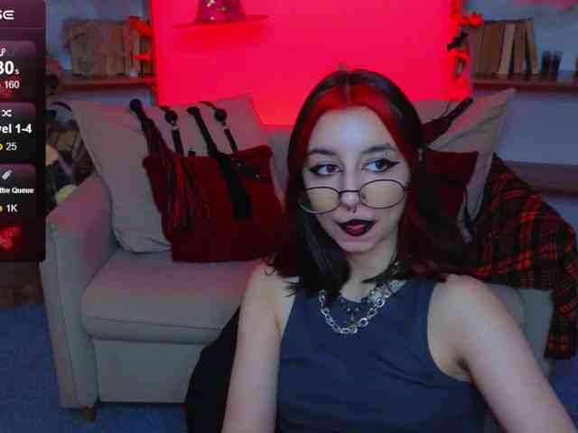 MistressMarcelline webcam