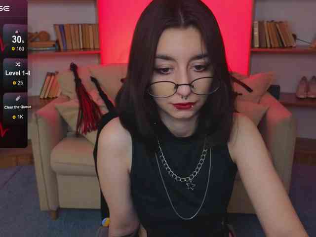 MistressMarcelline webcam