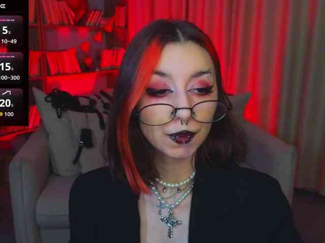 MistressMarcelline webcam