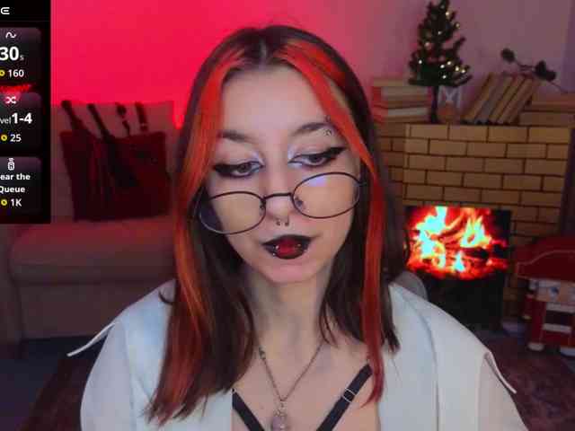 MistressMarcelline webcam