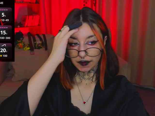 MistressMarcelline webcam