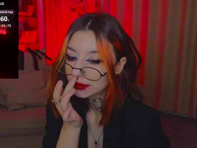 MistressMarcelline webcam