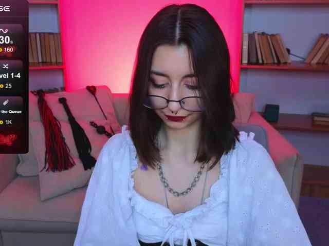 MistressMarcelline webcam