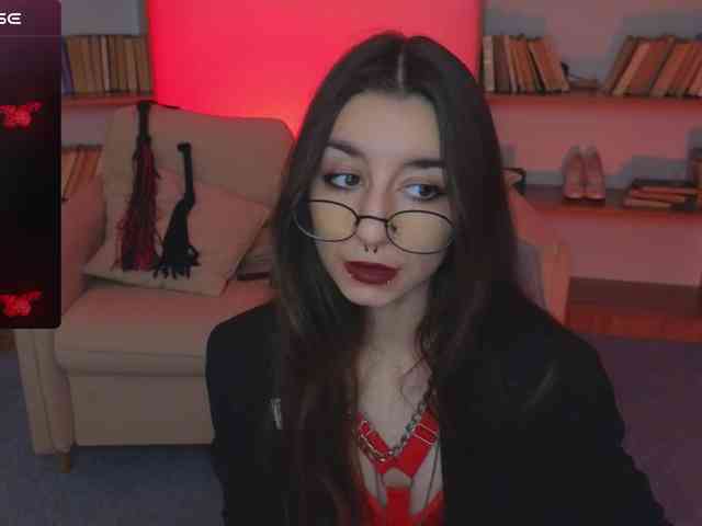 MistressMarcelline webcam