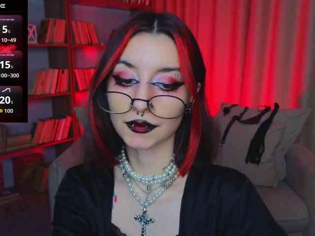 MistressMarcelline webcam