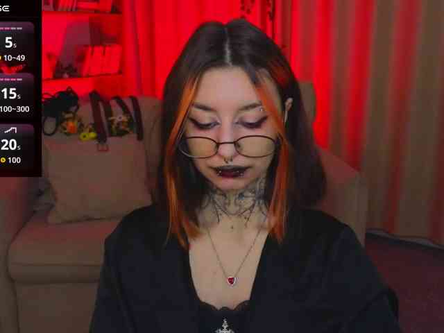 MistressMarcelline webcam