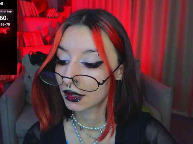 MistressMarcelline webcam