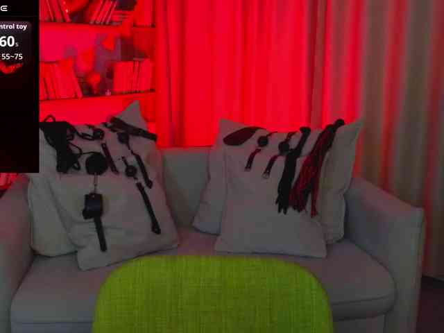 MistressMarcelline webcam