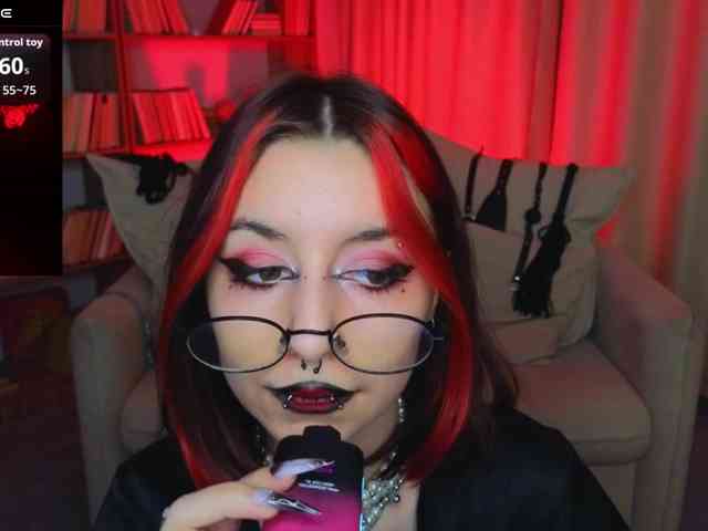 MistressMarcelline webcam