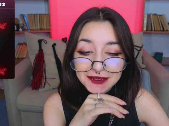 MistressMarcelline webcam