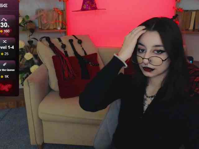 MistressMarcelline webcam