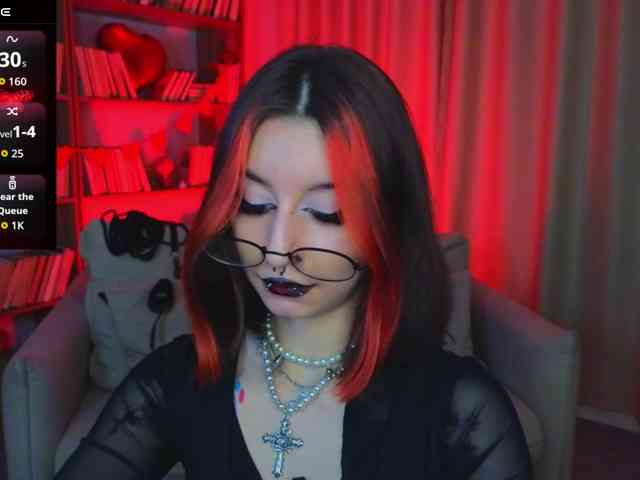 MistressMarcelline webcam
