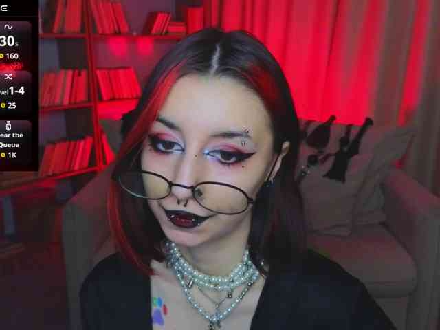 MistressMarcelline webcam