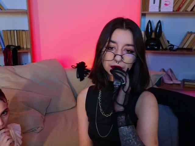 MistressMarcelline webcam