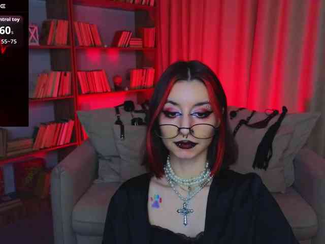 MistressMarcelline webcam