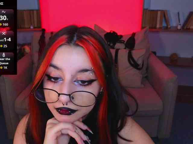 MistressMarcelline webcam