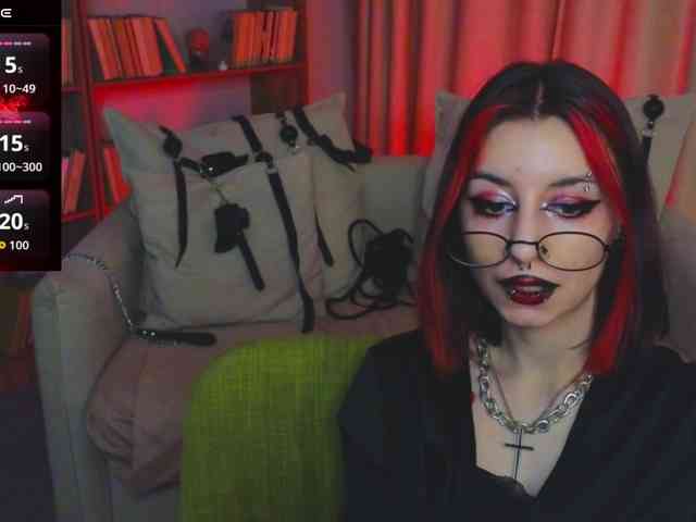MistressMarcelline webcam
