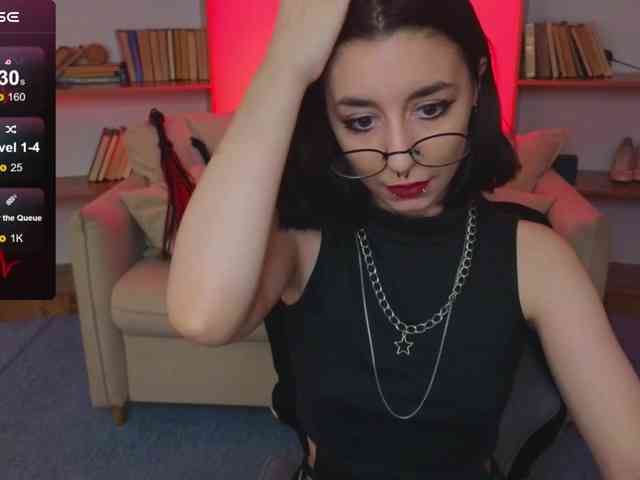 MistressMarcelline webcam