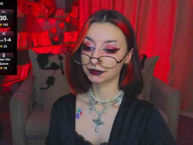 MistressMarcelline webcam