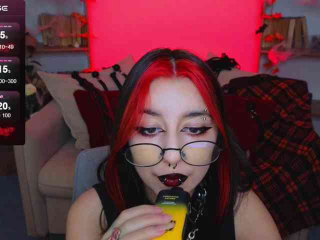 MistressMarcelline webcam