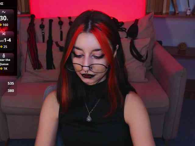 MistressMarcelline webcam