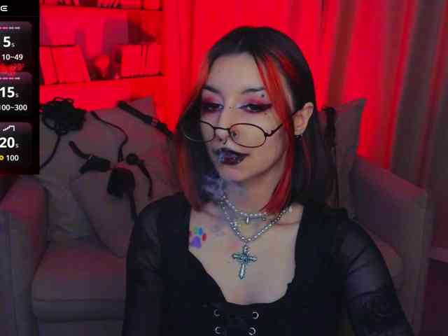 MistressMarcelline webcam