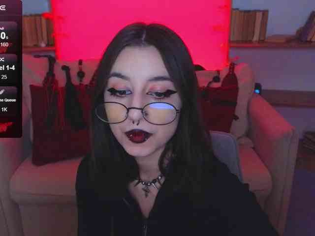 MistressMarcelline webcam