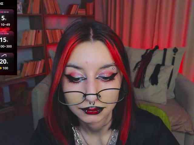 MistressMarcelline webcam