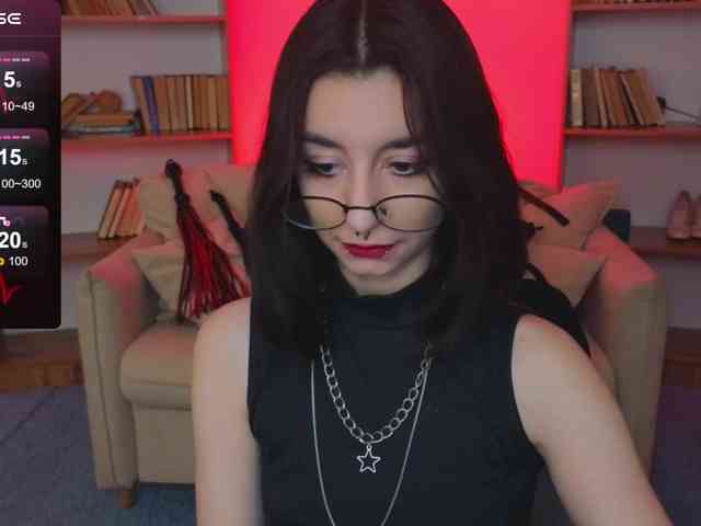 MistressMarcelline webcam