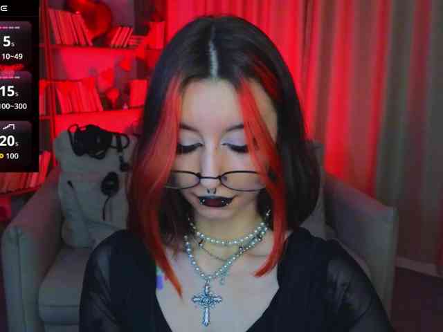 MistressMarcelline webcam