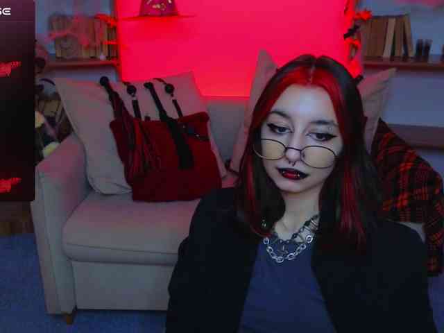 MistressMarcelline webcam