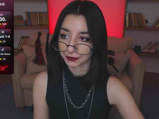 MistressMarcelline webcam