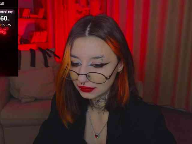 MistressMarcelline webcam