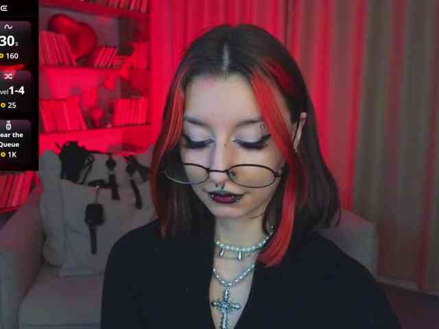 MistressMarcelline webcam