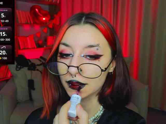 MistressMarcelline webcam