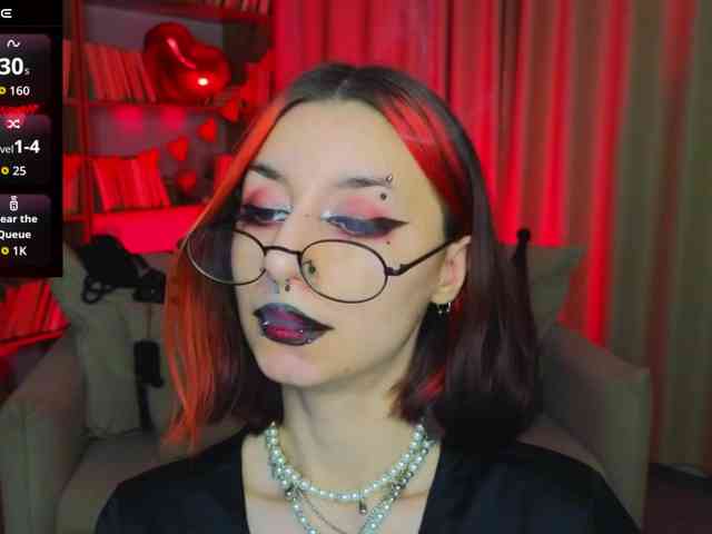 MistressMarcelline webcam