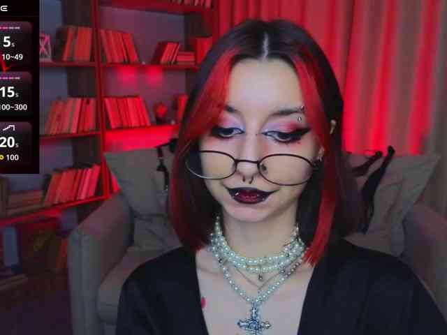 MistressMarcelline webcam