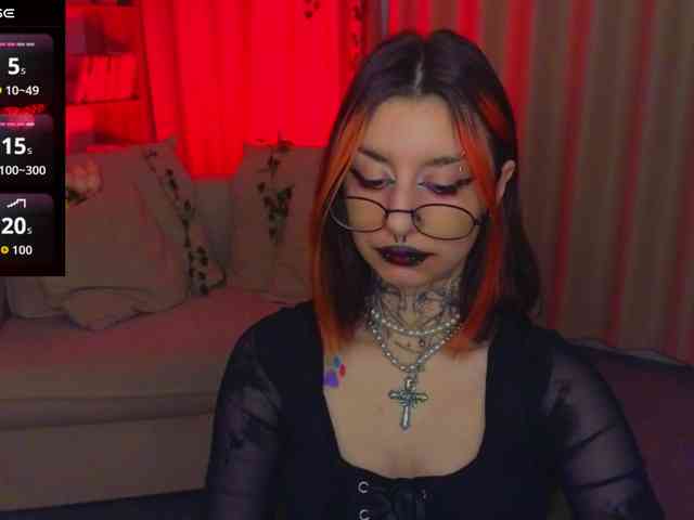 MistressMarcelline webcam