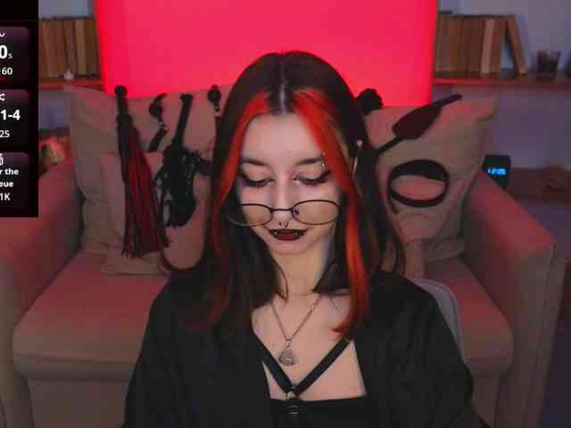 MistressMarcelline webcam