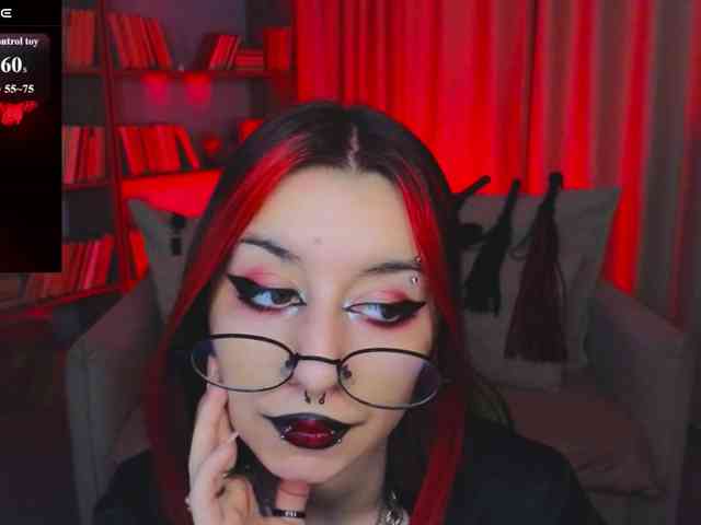 MistressMarcelline webcam