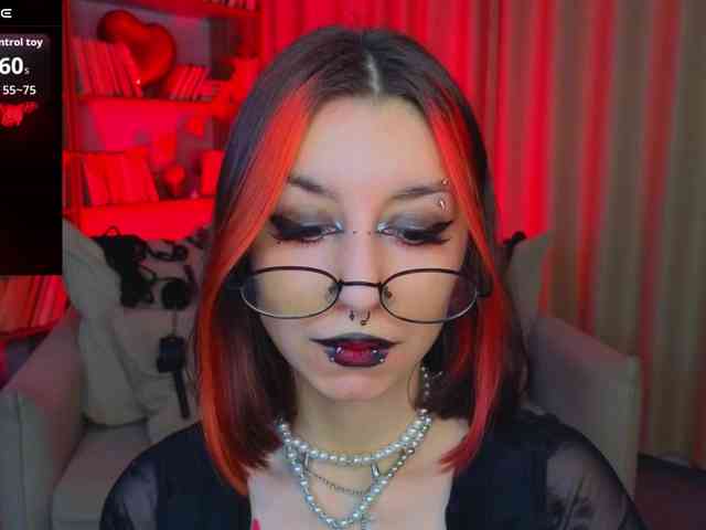 naked chat room MistressMarcelline
