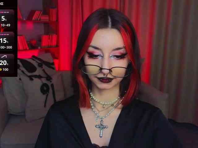 MistressMarcelline webcam