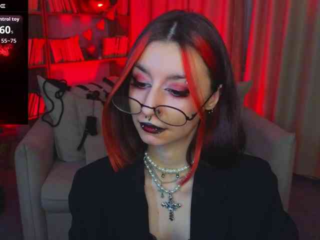 MistressMarcelline webcam